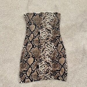 Chic Strapless Snake Print Dress